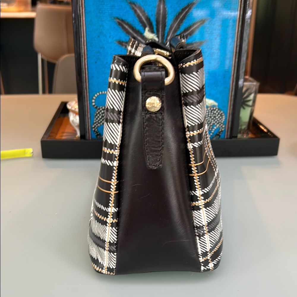 Patricia Nash Black and White Plaid Shoulder Bag.                Mint condition - Picture 4 of 9